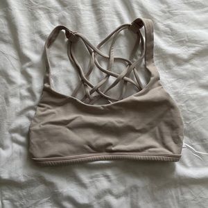 lululemon free to be bra